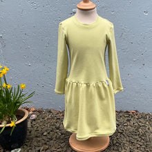 Load image into Gallery viewer, Dress - pale lime / Kjóli - leim
